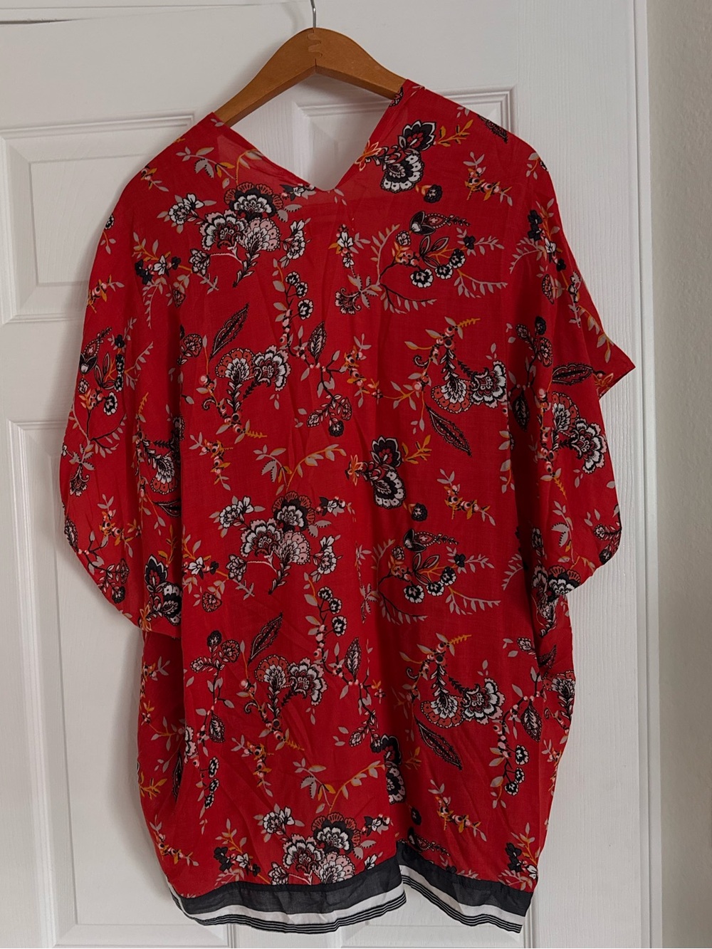 LOFT FLORAL KIMONO M/L - Picture 2 of 4